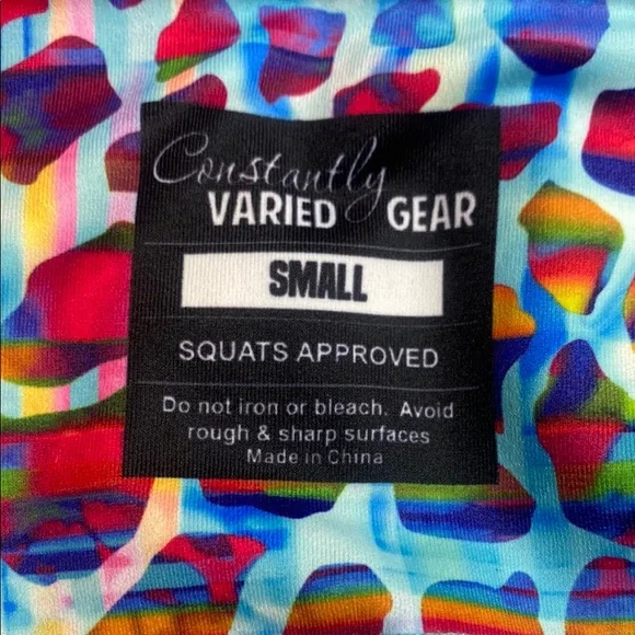 Constantly Varied Gear Capri Leggings Vibrant Design Size Small NWOT - Picture 2 of 4